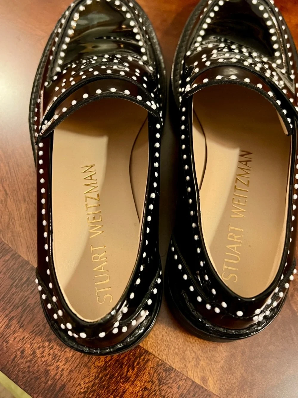 EUC Stuart Weitzman Parker Chunky Pearl Loafers Black Patent Leather Size 8 B - Picture 6 of 9